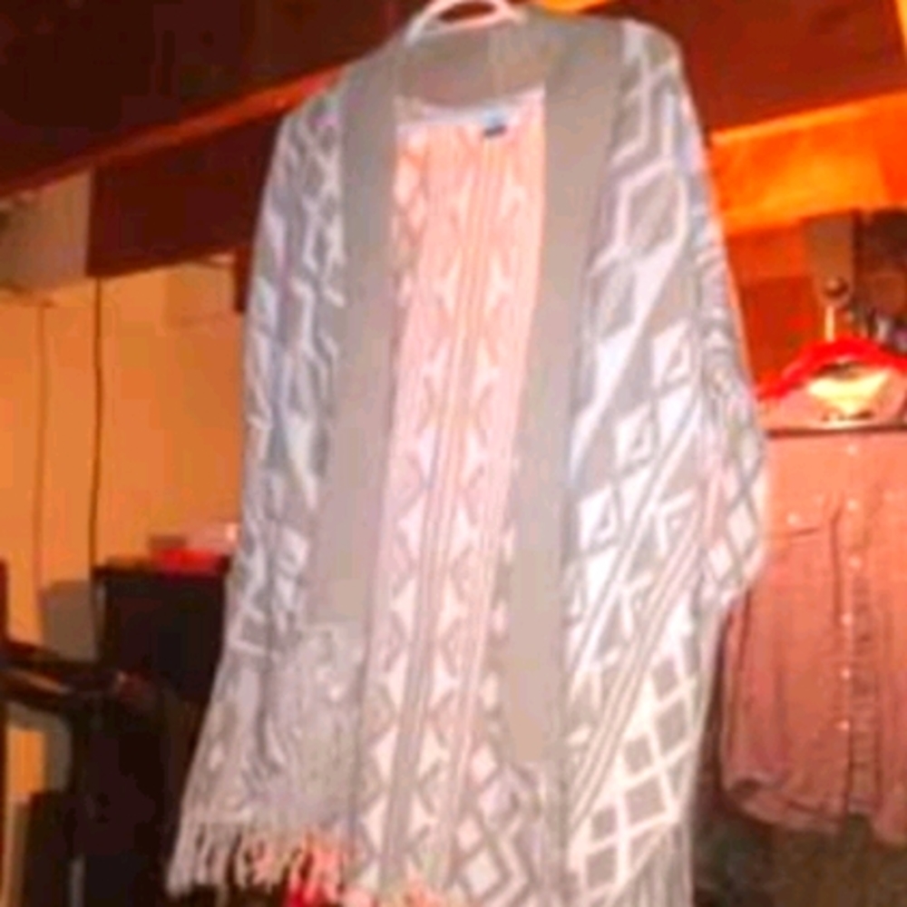 Pull over sweater